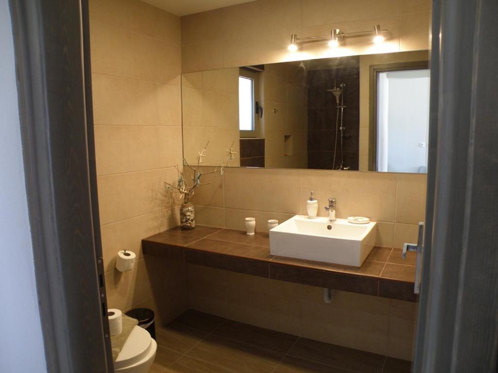 Galini Apartment'S-Suites Skaloti Exteriör bild